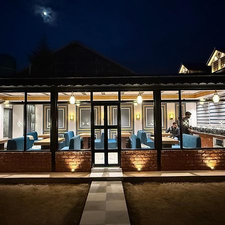 De Elaaf The Luxury Stay Сринагар Экстерьер фото