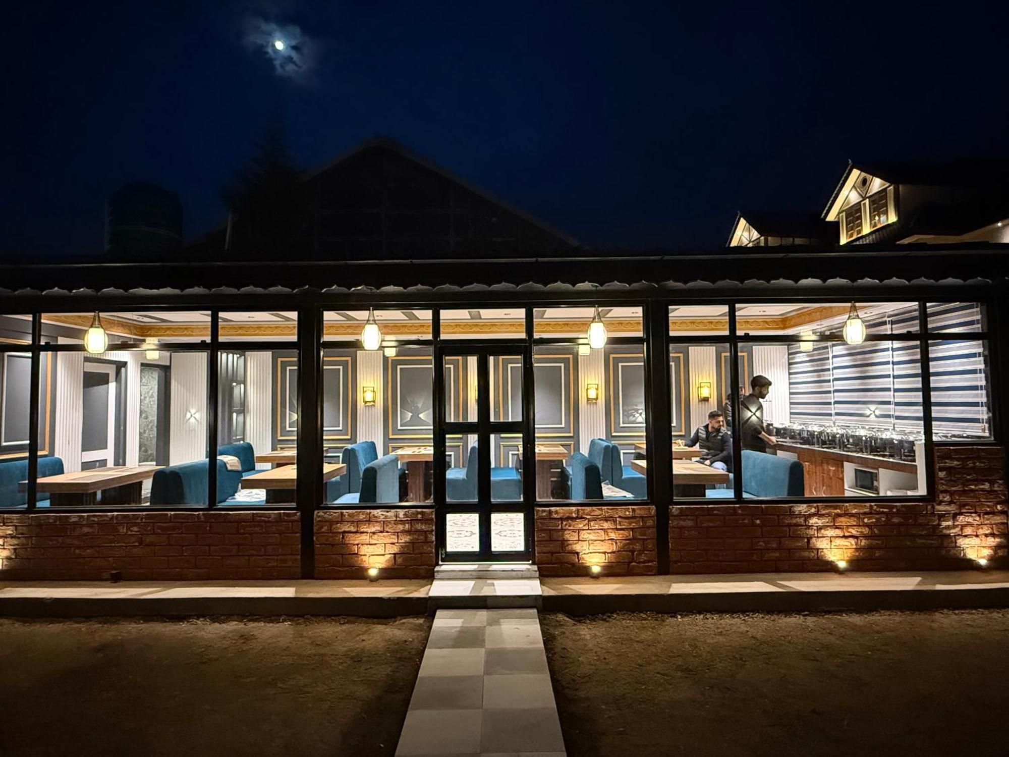 De Elaaf The Luxury Stay Сринагар Экстерьер фото